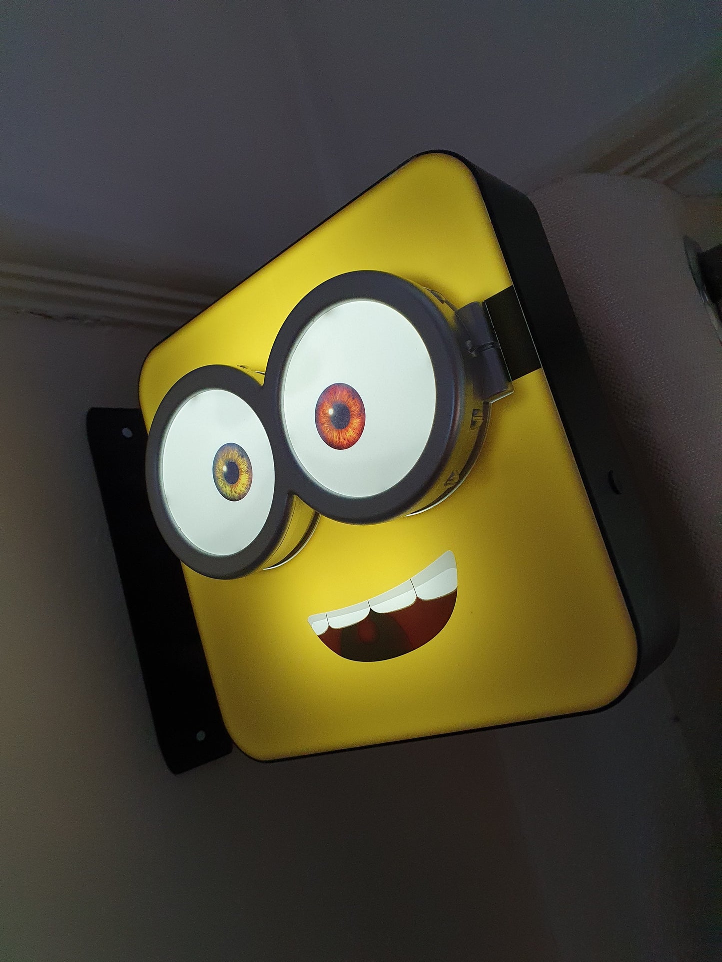 Minions Wall Mountable Lamp